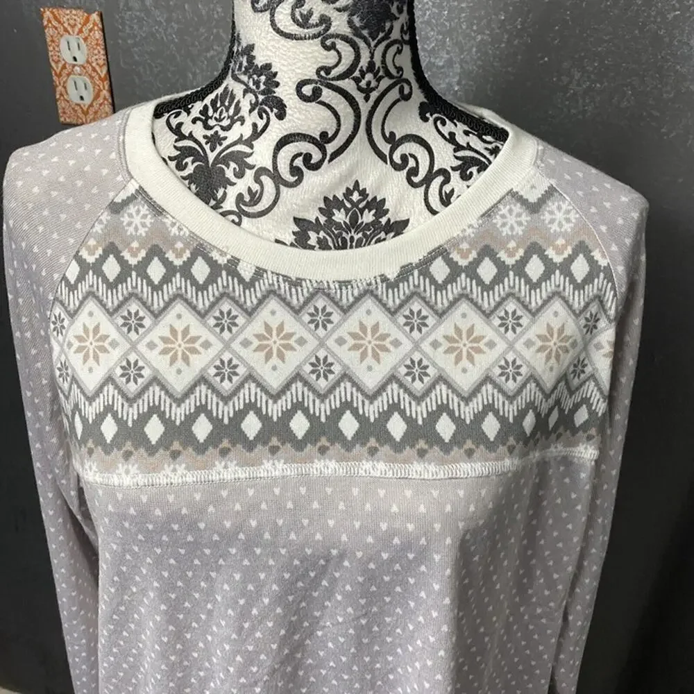 Cuddl Duds Apres Ski Pajama top. gray and white. sizd large. Top Only